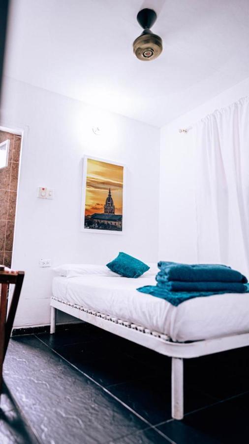 Neos Hotel Cartagena Exterior photo